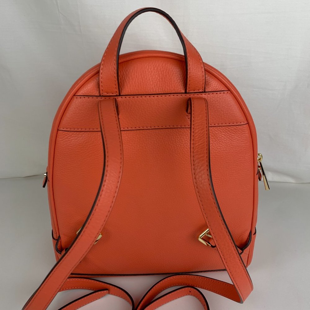New Michael Kors Rhea Medium Leather Backpack - Picture 4 of 10
